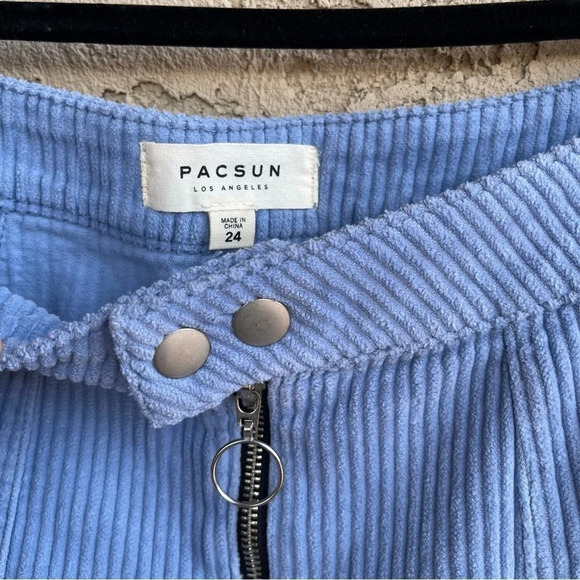 NWT PacSun Elsa Blue Corduroy Button Zip Short Mini Skirt Women's Size 24 - Picture 3 of 4